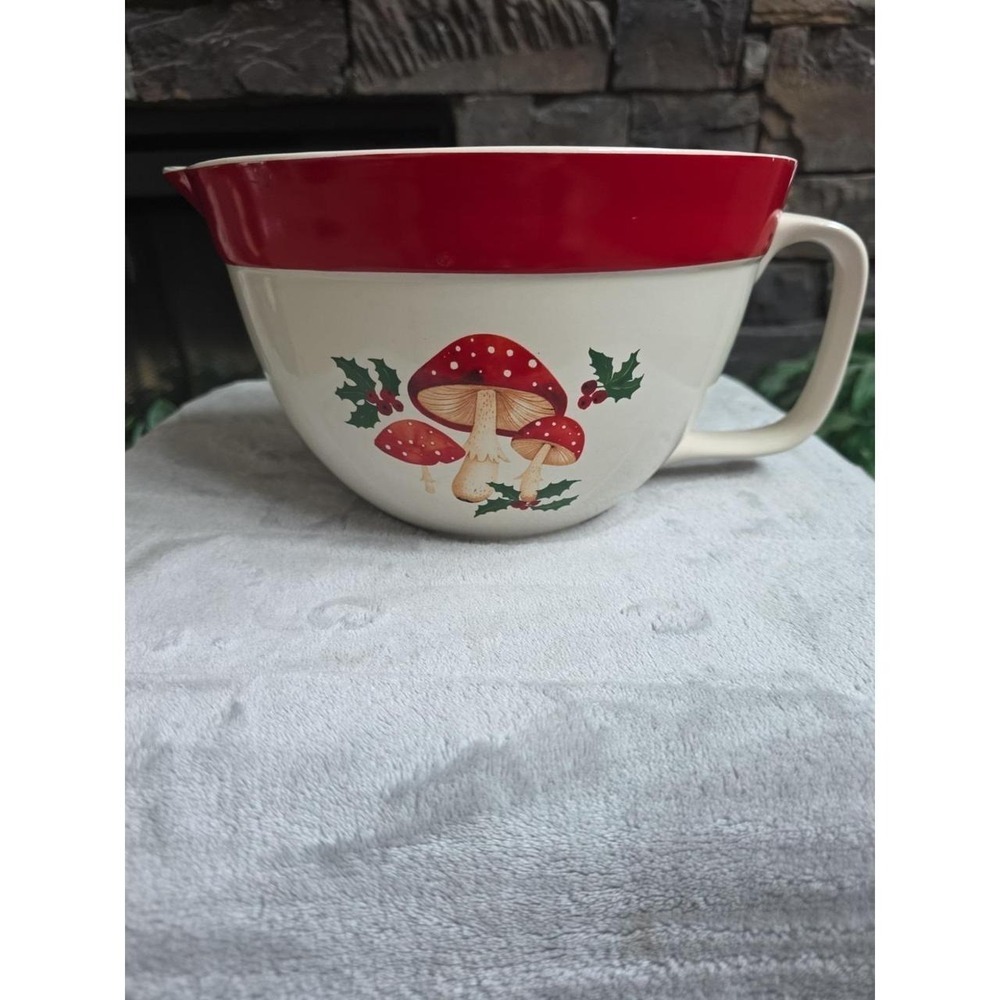 The Bake Shop Christmas Large Mixing Bowl 12" with Spout and Handle 16 Cup